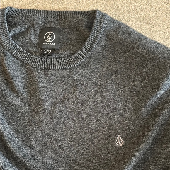 Volcom Gray Crewneck Sweater Classic Knit - Picture 4 of 4